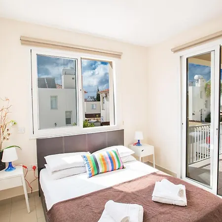 فيلة Picture This Enjoying Your Holiday In A Luxury 5 Star In For Less Than A 1311