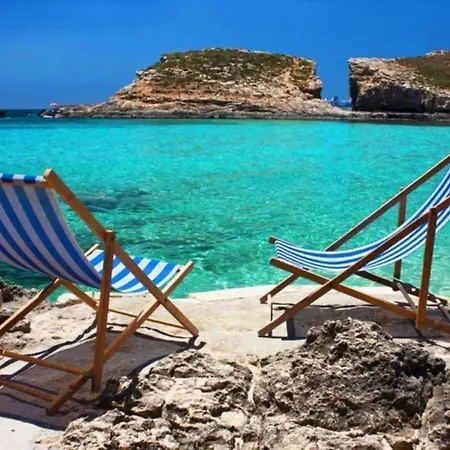 Picture This Enjoying Your Holiday In A Luxury 5 Star In For Less Than A 1311 فيلة *