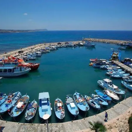 Villa Picture This Enjoying Your Holiday In A Luxury 5 Star In For Less Than A 1311 Paralimni