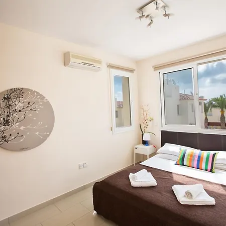 Picture This Enjoying Your Holiday In A Luxury 5 Star In For Less Than A 1311 Paralimni