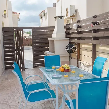 Picture This Enjoying Your Holiday In A Luxury 5 Star In For Less Than A 1311 Villa *